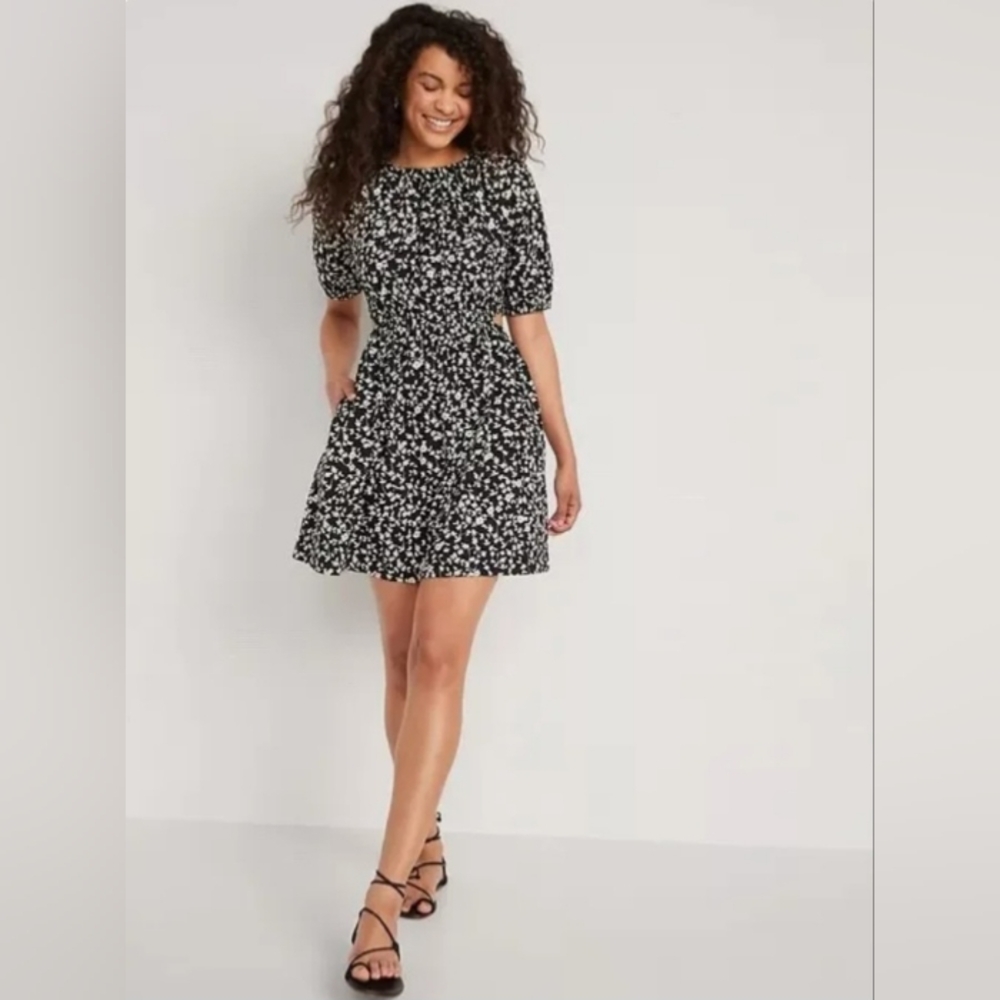 Old Navy Women's Dress Waist Defined Puff Sleeve 100% Cotton Poplin Side Cutout